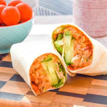 Sriracha Chickpea & Avocado Wrap